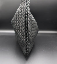 Cargar imagen en el visor de la galería, Bottega Veneta Shoulder Bag