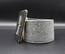 Load image into Gallery viewer, Yves Saint Laurent Belt
