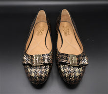 Charger l'image dans la galerie, Salvatore Ferragamo Varina Coo Flats
