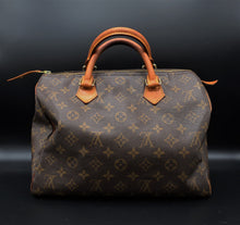Charger l'image dans la galerie, Louis Vuitton Monogram Speedy Bag