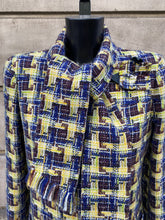 Cargar imagen en el visor de la galería, Multicolor Chanel Jacket Runway 2004