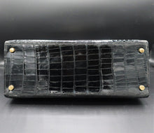 Load image into Gallery viewer, Hermès Kelly 28 CM Croco Bag