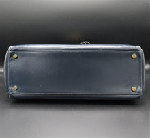 Cargar imagen en el visor de la galería, Hermès Navy Kelly Bag 32