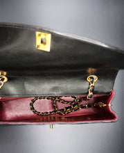 Charger l'image dans la galerie, Chanel Diana Flap Bag