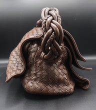 Cargar imagen en el visor de la galería, Bottega Veneta Braided Double-Flap Bag