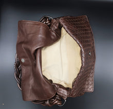 Cargar imagen en el visor de la galería, Bottega Veneta Braided Double-Flap Bag