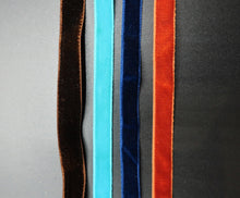 Charger l'image dans la galerie, Vintage Pendant Necklace