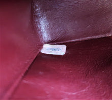 Charger l'image dans la galerie, Chanel quilted black timeless 25 CM