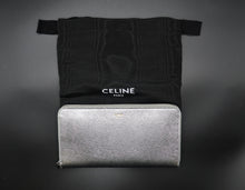 Charger l'image dans la galerie, Céline Silver Wallet