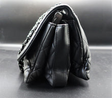 Charger l'image dans la galerie, Chanel Black Quilted 3 Bag