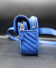 Carica l'immagine nel visualizzatore di Gallery, Bvlgari Serpenti Forever Belt Bag