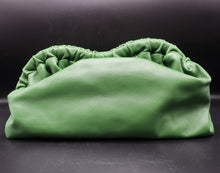 Carica l'immagine nel visualizzatore di Gallery, Mansur Gavriel Cloud Pouch Bag