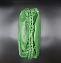 Carica l'immagine nel visualizzatore di Gallery, Mansur Gavriel Cloud Pouch Bag