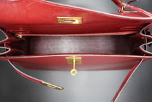 Charger l'image dans la galerie, Hermès Kelly Bag 32 CM