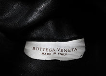Cargar imagen en el visor de la galería, Bottega Veneta The Pouch Black Bag