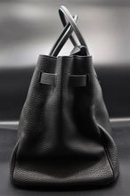 Charger l'image dans la galerie, Hèrmes Birkin Bag 35 CM / Sold Out