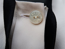 Carica l'immagine nel visualizzatore di Gallery, Chanel Silk Blouse
