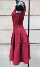 Cargar imagen en el visor de la galería, Azzedine Alaïa Burgundy Dress