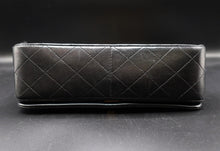 Charger l'image dans la galerie, Chanel Vintage Single Flap Quilted Bag