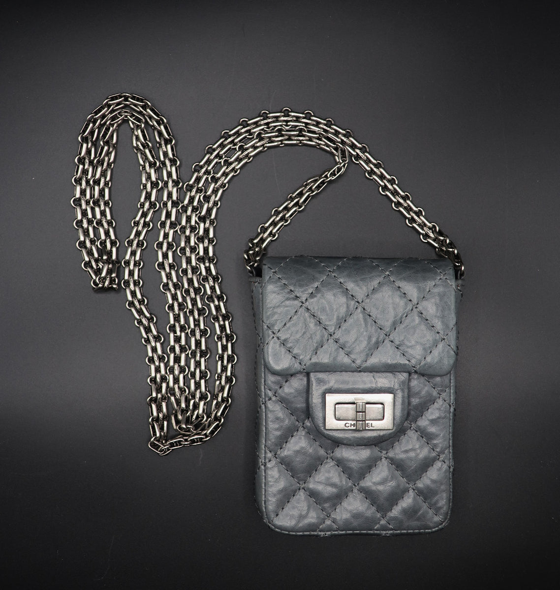 Chanel 2.55 Collector Bag 2005 Edition – hk-vintage