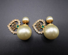 Carica l'immagine nel visualizzatore di Gallery, Dior Tribales Earrings