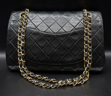 Charger l'image dans la galerie, Chanel 25 CM Double Flap Bag
