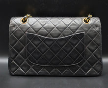 Charger l'image dans la galerie, Chanel 25 CM Double Flap Bag