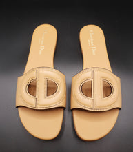 Charger l'image dans la galerie, Dior D-Club Camel Mules