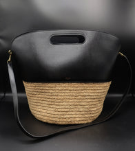 Charger l'image dans la galerie, Céline Raffia & Leather Handbag