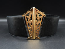Carica l'immagine nel visualizzatore di Gallery, Chanel Leather Belt
