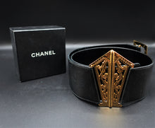 Carica l'immagine nel visualizzatore di Gallery, Chanel Leather Belt