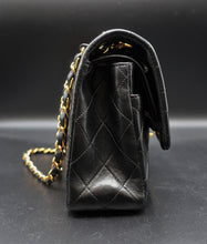 Charger l'image dans la galerie, Chanel Timeless Double Flap Bag