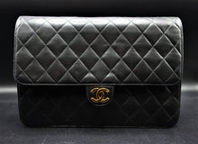 Cargar imagen en el visor de la galería, Chanel 25 CM Flap Bag