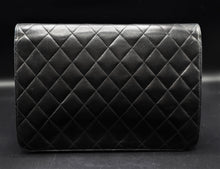 Cargar imagen en el visor de la galería, Chanel 25 CM Flap Bag