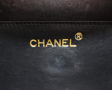 Charger l'image dans la galerie, Chanel Patent Leather Box Bag