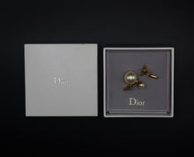 Carica l'immagine nel visualizzatore di Gallery, Dior Earrings