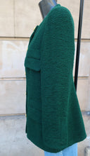 Cargar imagen en el visor de la galería, Chanel Green Tweed Jacket