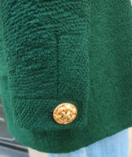 Cargar imagen en el visor de la galería, Chanel Green Tweed Jacket