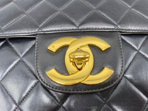 Chanel Jumbo big CC
