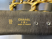 Carica l&#39;immagine nel visualizzatore di Gallery, Chanel Belt with buckle circa 90s
