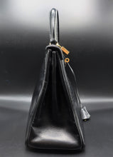 Charger l&#39;image dans la galerie, Hermès Black Kelly Bag 28 CM
