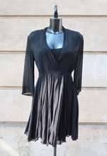 Charger l&#39;image dans la galerie, Christian Dior Black Dress
