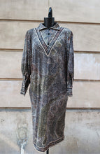 Cargar imagen en el visor de la galería, Leonard Paris Vintage Print Dress
