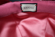 Cargar imagen en el visor de la galería, Gucci GG Velvet Cap
