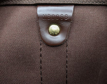 Cargar imagen en el visor de la galería, Louis Vuitton Keepall Bag 55 CM
