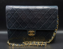 Load image into Gallery viewer, Chanel Simple Flap Navy Bag

