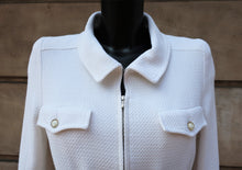 Cargar imagen en el visor de la galería, Chanel White Cotton Jacket
