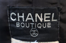 Cargar imagen en el visor de la galería, Chanel Wool Tweed Jacket
