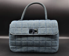 Carica l&#39;immagine nel visualizzatore di Gallery, Chanel Mademoiselle Top Handle Bag
