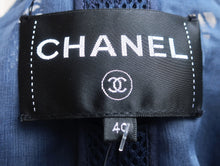 Cargar imagen en el visor de la galería, Chanel Camellia Jacket

